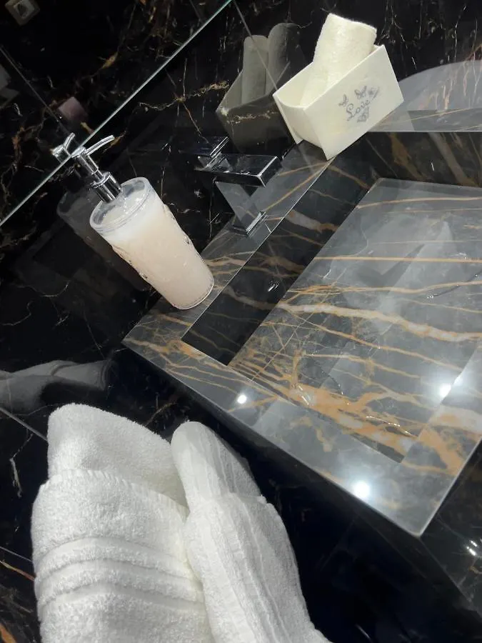 Housek.O. Bed & Breakfast Naples